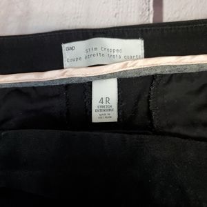 Gap cropped pants